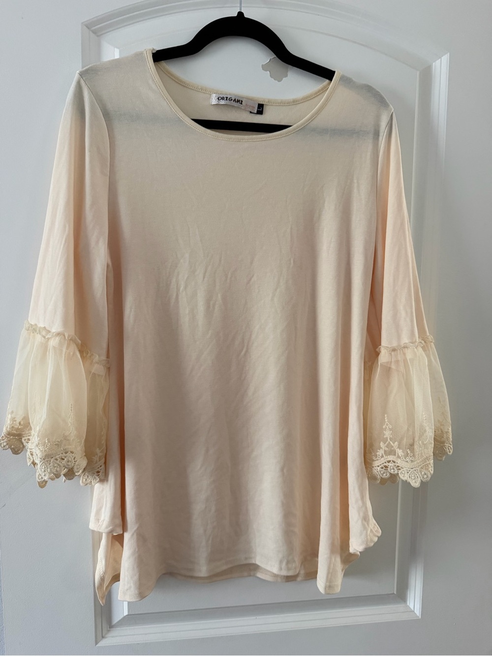 Origami Cream Lace-Sleeve Women's Top